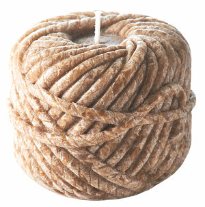 Ball of Wool Candle Linen